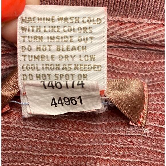 The Territory Ahead Medium Textured Cotton Crew Neck T-Shirt Brick Red Casual - Picture 4 of 6